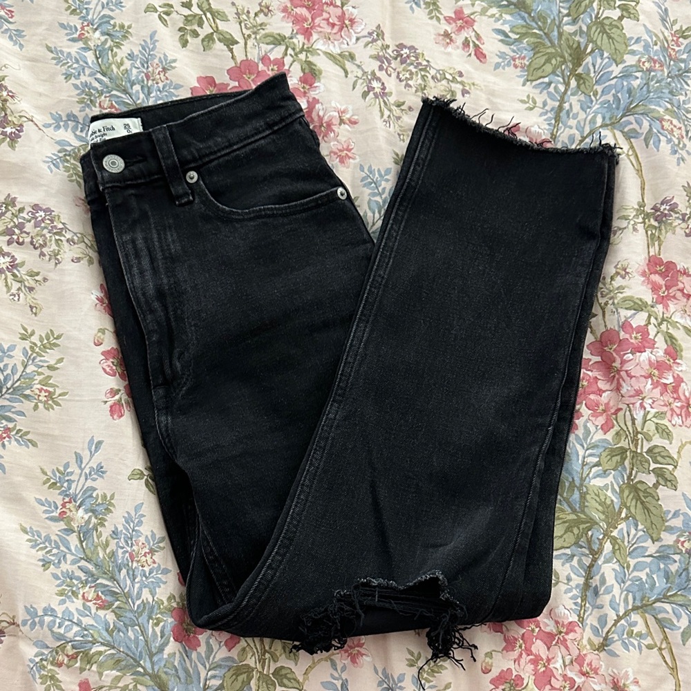 Abercrombie & Fitch Black The Ankle Straight Ultra High Rise Jeans